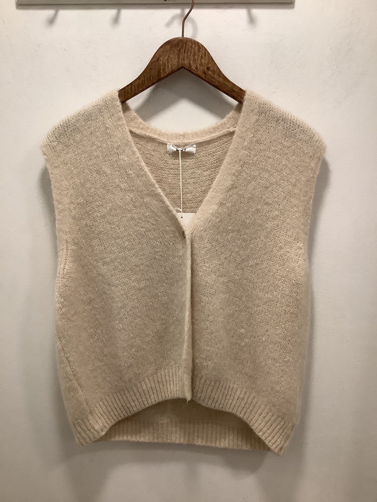East London Trading Company Ost Erika Button Down Vest