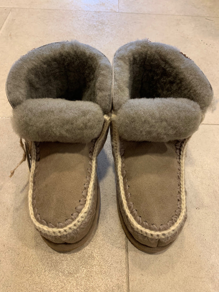 Pia Slippers