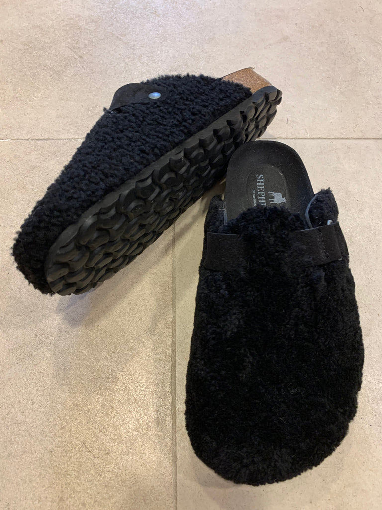 Roma Slippers