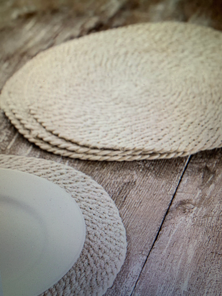 Set of Four Placemats in Woven Jute