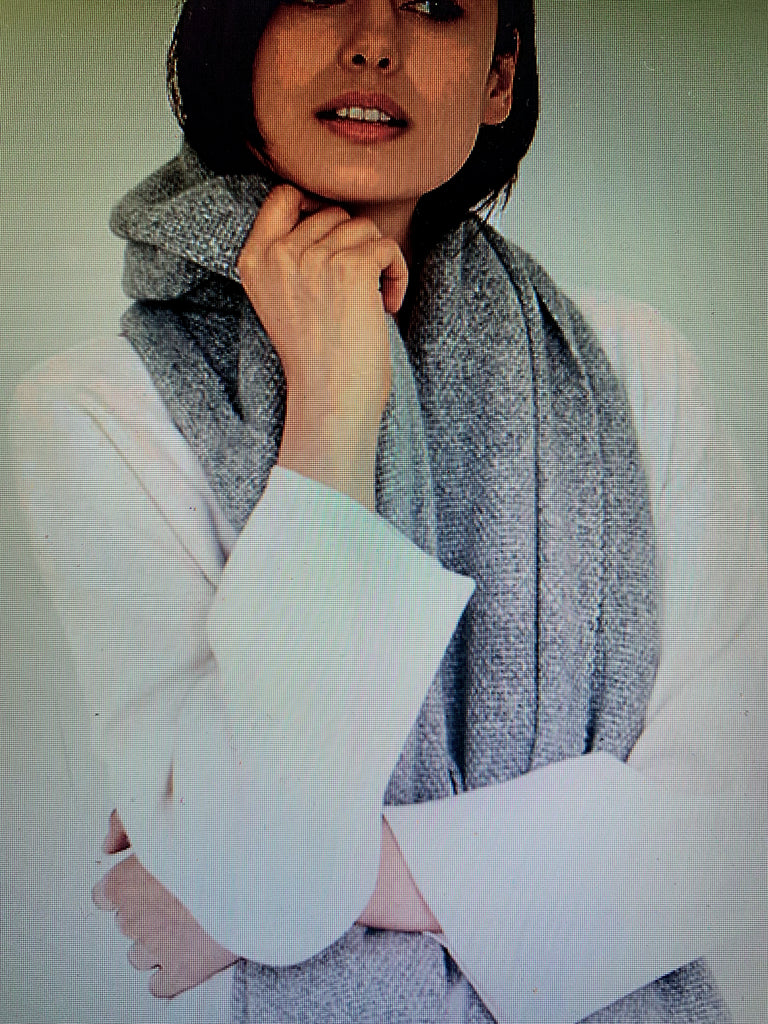 Oats and Rice Classic Knitted Grey Cashmere Scarf